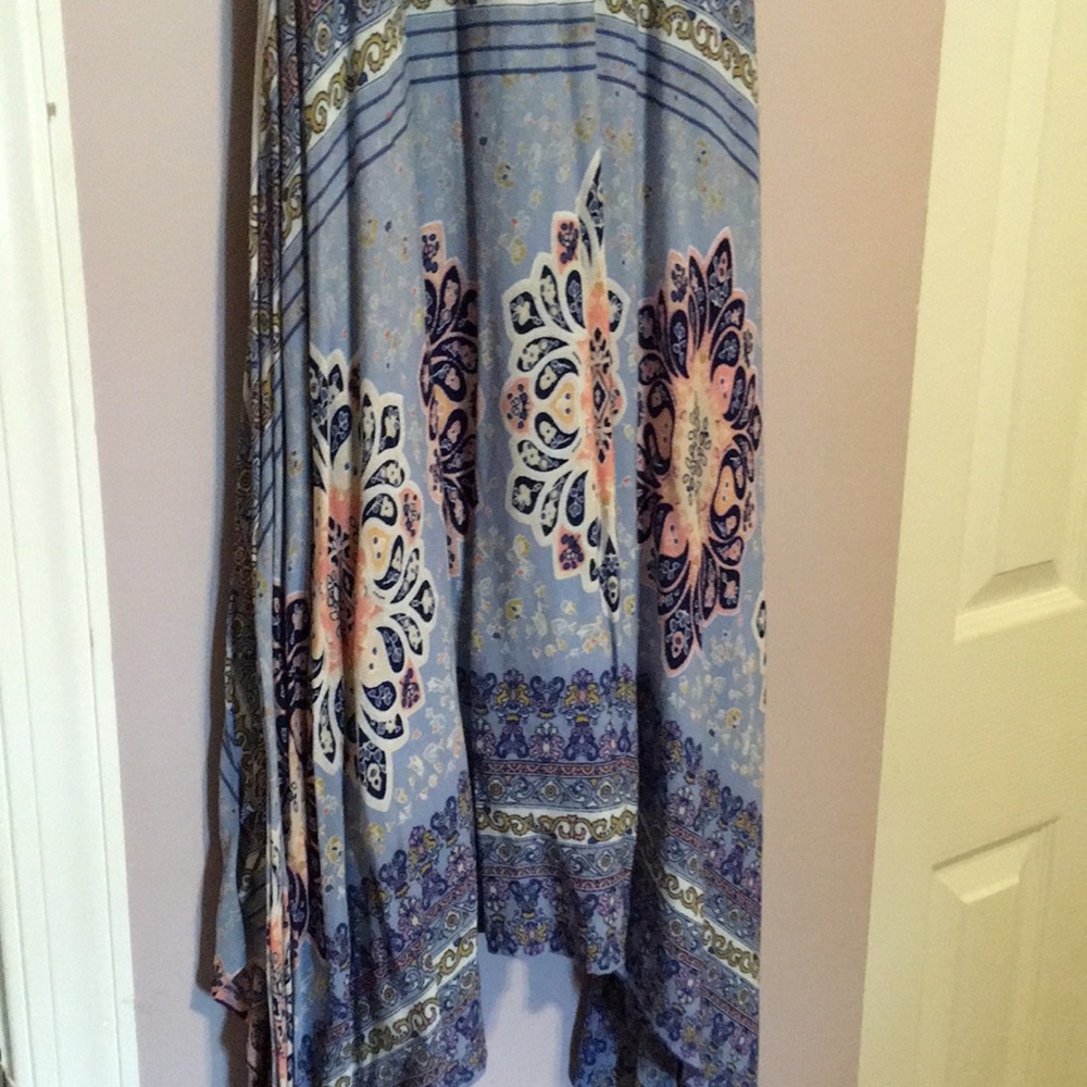 Dress - Picture 2 of 5